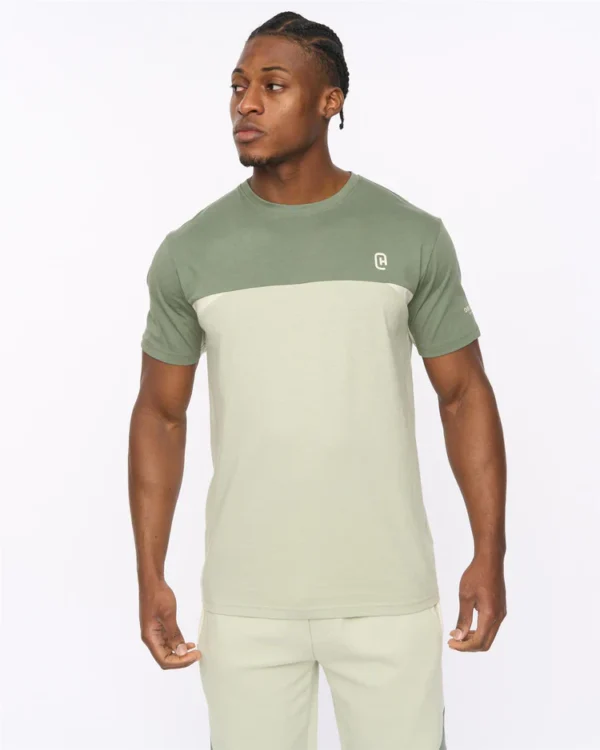 dd8f7e20-4d79-447c-b1cf-f80002f1752c_750x Original Castlebay T-Shirt Light Olive Crosshatch
