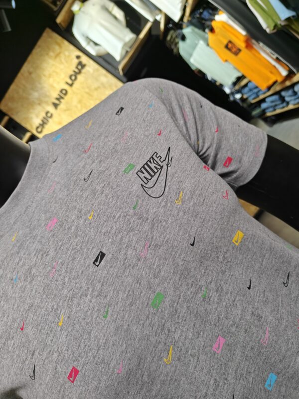 photo_6033066550274756452_w T-Shirt Nike Grey